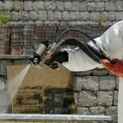 عزل الأسطح والخزانات